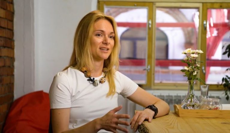 «Мы с партнёром не подписывали никаких договоров»